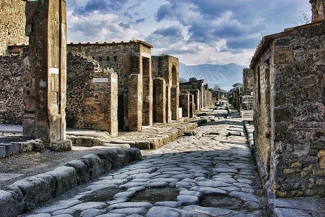 Pompeii half day tour from Naples - What to wear and bring for a morning in Pompeii