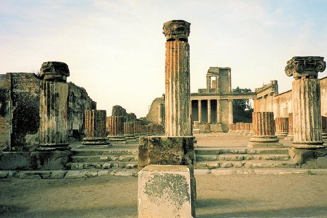 Pompeii Half Day Trip from Naples - Inside Pompeii: what “guided walking tour” really means for your time
