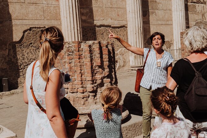 Pompeii & Herculaneum Guided Tour - High Speed Train from Rome - Herculaneum’s archaeological park: smaller footprint, stronger preservation