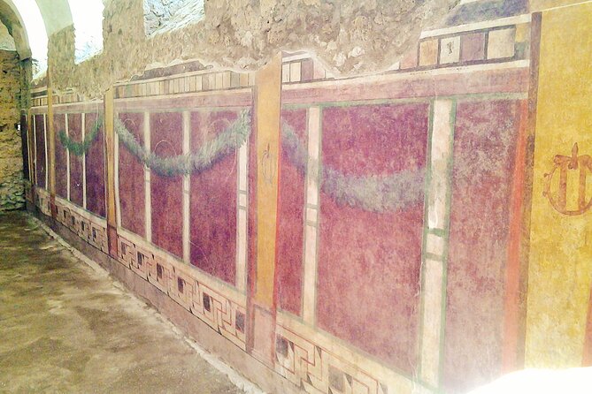 Pompeii - kids oriented private tour - Meeting point at Piazza Esedra: where your tour begins