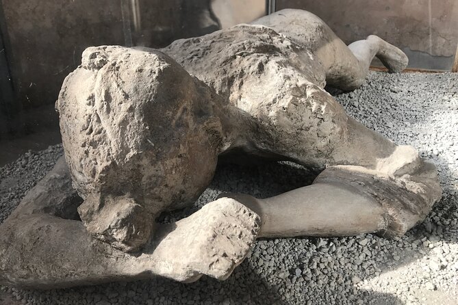 Pompeii Private Tour with an Archaeologist and Skip The Line - 3 hours - Lupanar and the Cave Canem mosaic: the city’s harder edges