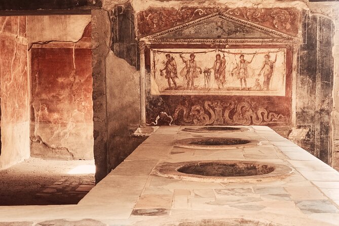 Pompeii Private Tour with an Archaeologist and Skip The Line - 3 hours - Meeting at Porta Marina: your route starts with orientation