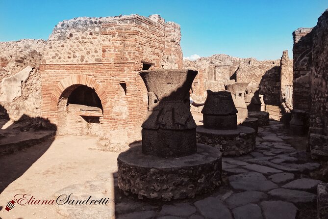 Pompeii Private Tour with an Archaeologist and Skip The Line - Teatro Grande: Pompeii’s Big Stage
