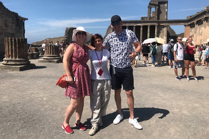 Pompeii Private Tour with an Archaeologist and Skip The Line - Stop 1: Pompeii Archaeological Park Highlights, Start to Finish
