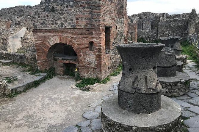 Pompeii Private Tour with Expert Guide - Who this Pompeii private tour suits best