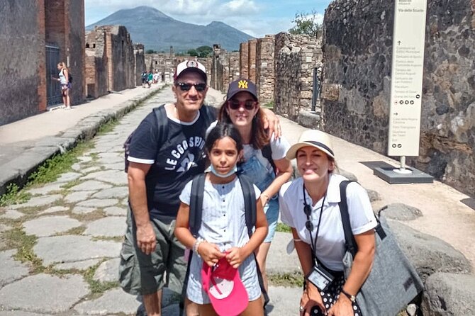 Pompeii Private Walking Tour with Expert and Authorized Guide - Inside Pompeii Archaeological Park: what the guide-led walk actually helps you see