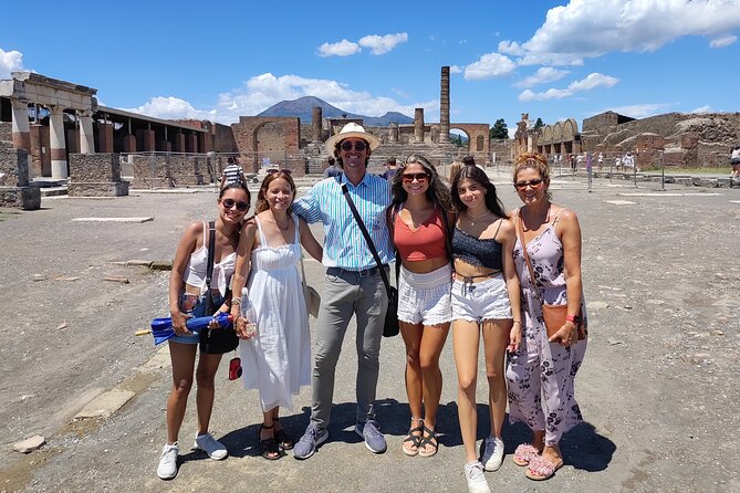 Pompeii Private Walking Tour with Expert and Authorized Guide - Should you book this Pompeii Private Walking Tour with an Expert and Authorized Guide?