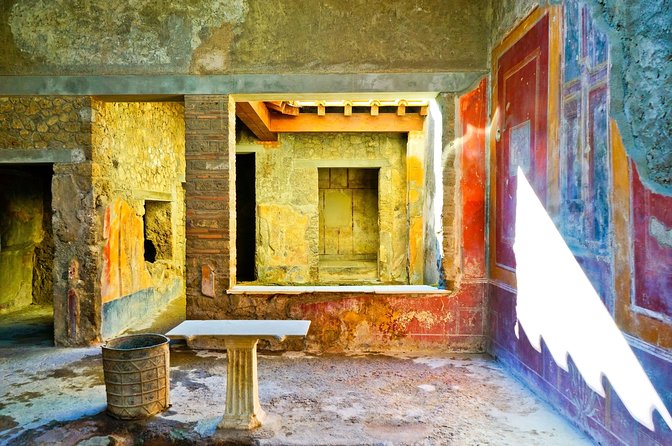 Pompeii ruins and the city of Naples with private transportation - Pompeii, stop by stop: from merchants’ shade to the baths and theatres