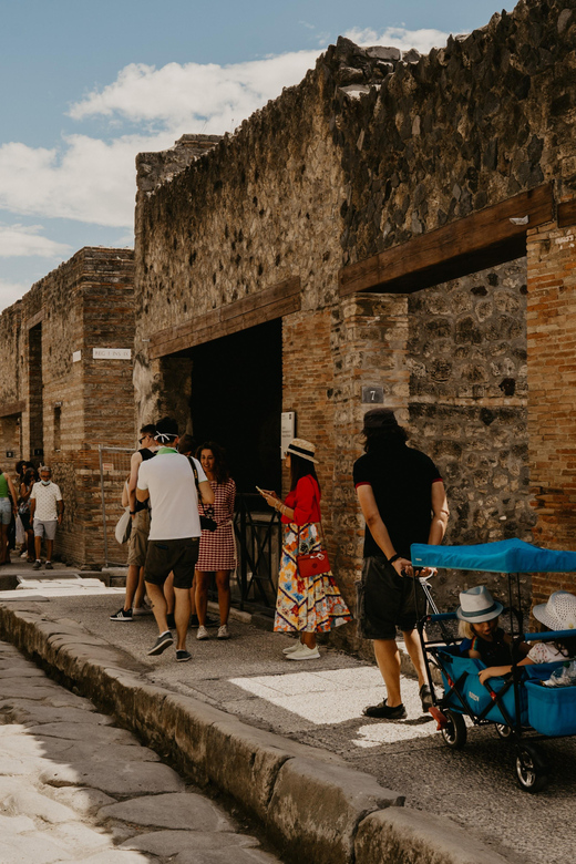 Pompeii Ruins & Vesuvius Full-Day Tour from Pompeii - Van ride comfort: short trips, but don’t ignore the heat