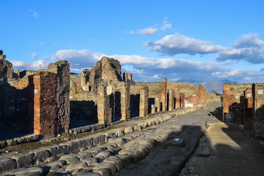 Pompeii: Skip-the-line Entry Ticket with Audio Guide & Map - When You Might Want a Live Guide Instead