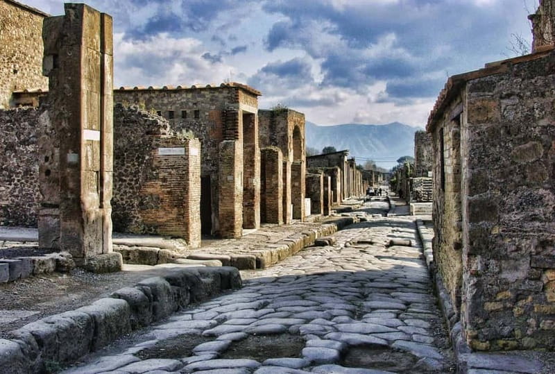 Pompeii: Skip the line ticket (art) + guide book + map - What’s in the Box: Artecard Ticket, Book, and Map