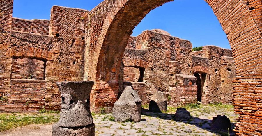 Pompeii Skip the line ticket+transfer from Naples - Key things to know before you go