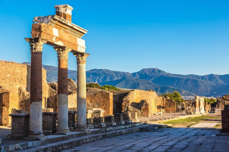 Pompeii Skip the line ticket+transfer from Naples - The transfer ride: simple timing, useful buffer
