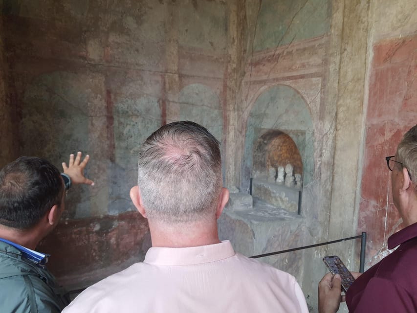 Pompeii: Skip-the-Line Tickets and Tour with Archaeologist - Small group energy: interactive, question-friendly, and not exhausting