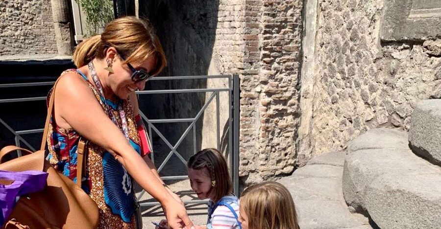 Pompeii: Skip-the-Line Tour for Kids and Families - Where You Meet: Hotel Vittoria or Coffee Shop Vittoria