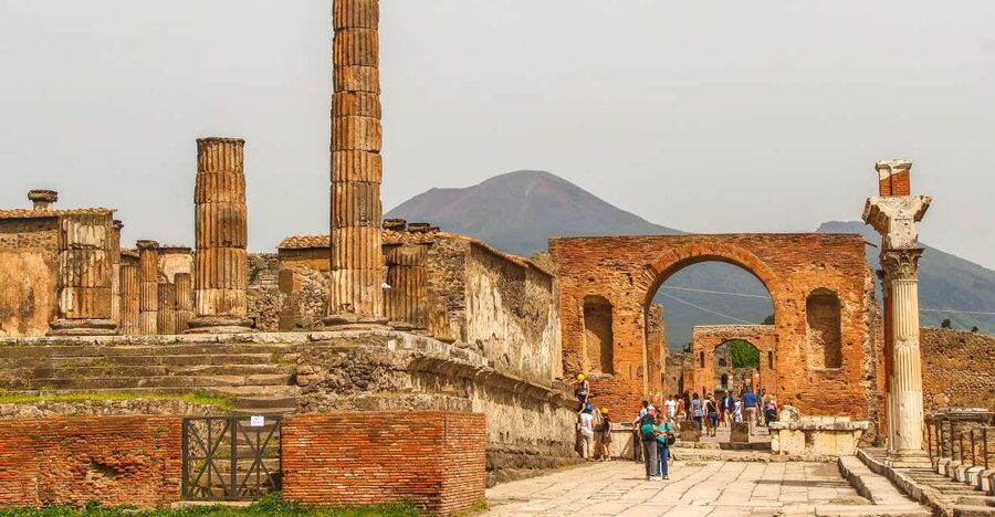 Pompeii: Small Group Guided Tour and Skip-the-Line Ticket - Getting into Pompeii smoothly at Porta Marina Inferiore