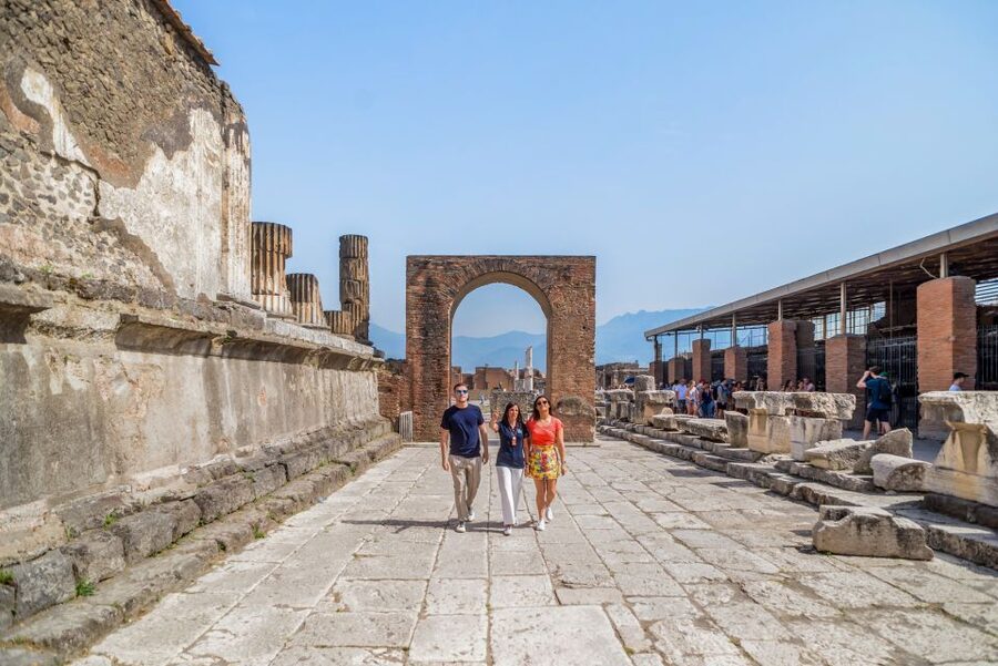 Pompeii: Small Group Tour with an Archaeologist - The Lupanar: the brothel stop you should know about