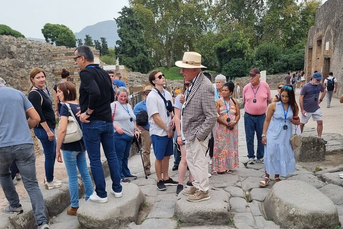 Pompeii small group tour with skip-the-line entrance included - Small Group Reality Check: Max 25 and How It Affects Personal Time