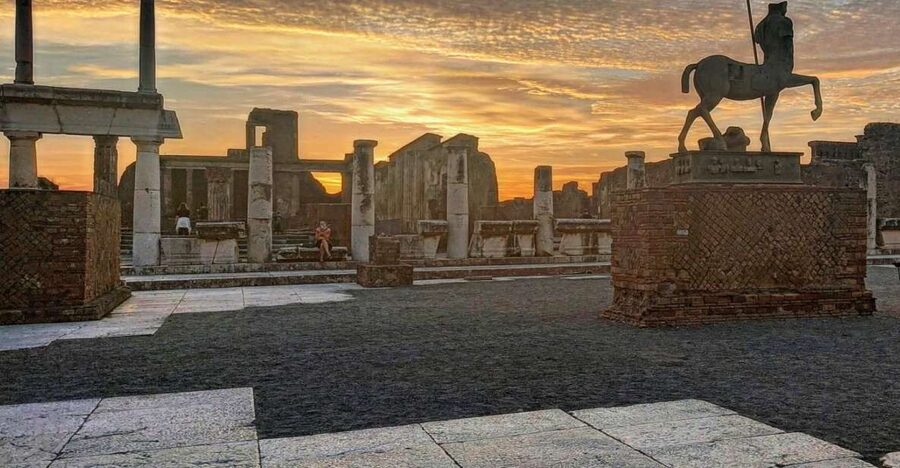 Pompeii Sunset tour for small group - Key highlights that make this sunset walk worthwhile