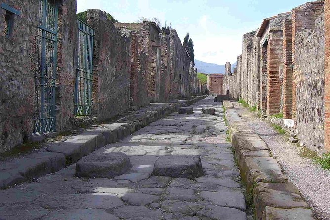 Pompeii the Buried city - The Lupanare brothel and its erotic frescoes: intense, but contextual