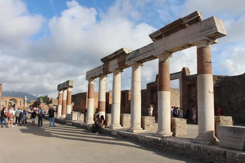 Pompeii: The Ultimate Skip-the-Line Archaeological Adventure - What the 2 Hours Really Feels Like: Walking, Timing, and Best Use of Your Energy