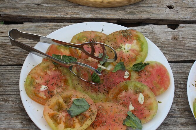 Pompeii Tour and Cooking Class with Mamma - Guides and hosts: why the day feels personal