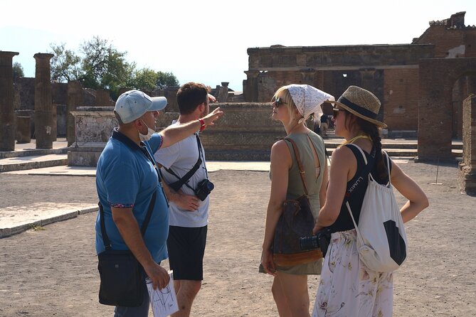 Pompeii Tour & Lunch with Wine Tasting Experience - Transportation: why the transfers matter more than you think