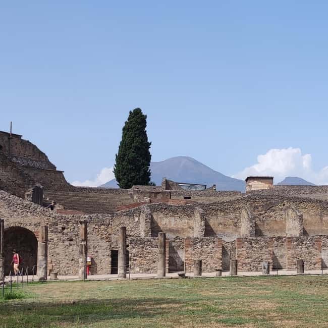Pompeii Tour with Archaeological Expert and Lunch - What you should bring (and what actually matters on-site)