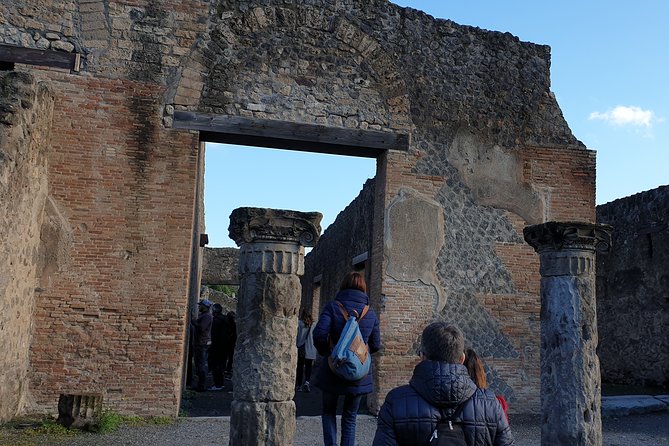 Pompeii tour with Entrance Ticket - Group Size and Pace: max 30 keeps it manageable