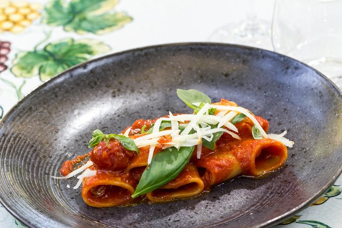 Pompeii Vineyard Escape: Private Wine Tasting & Lunch - Pompeii Meets a Vineyard Lunch at Bosco de Medici