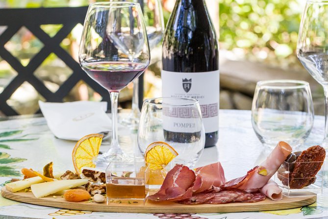 Pompeii Vineyard Escape: Private Wine Tasting & Lunch - Lunch Under the Vines: Bruschetta, Paccheri, and Babà