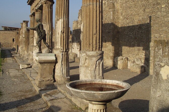 Pompeii with Wine Tasting and Lunch from Naples - Price and Value: Tickets to Pompeii Change the Math