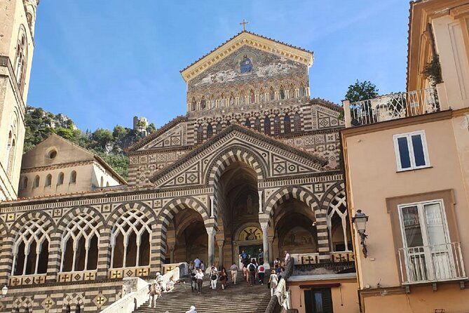 Positano and Amalfi Guided Tour by Sea from Naples - Amalfi to Positano: The Short Ferry Leg That Helps You Maximize Time