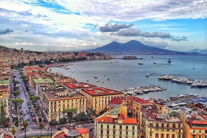 Private 4-Hour City Tour of Naples with Hotel or Cruise Port pick-up - A 4-hour Naples loop that actually makes sense