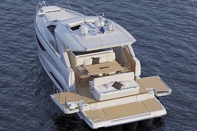 Private boat tour from Naples to Capri+Amalfi Coast JEANNEAU DB43 - Port fees and what extras you should budget for