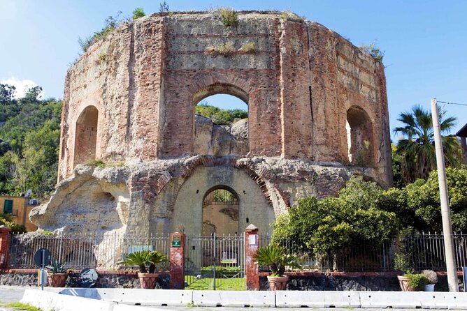 Private car tour among the treasures of the Phlegraean Fields of Naples. - Private car touring in the Phlegraean Fields actually makes sense