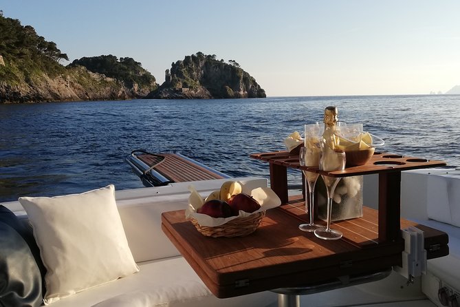 Private Cruise from Naples to Capri and Amalfi Coast - yacht 40' - Key things to know before you sail