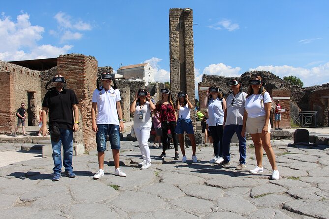 Private Guided Tour and VR Headsets in the Ancient Pompeii - Price and What You Actually Pay For