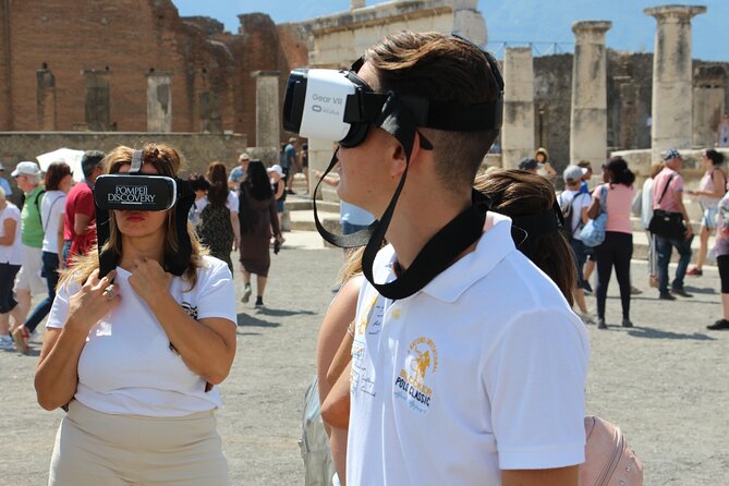Private Guided Tour and VR Headsets in the Ancient Pompeii - What Makes the Private Format Feel Different