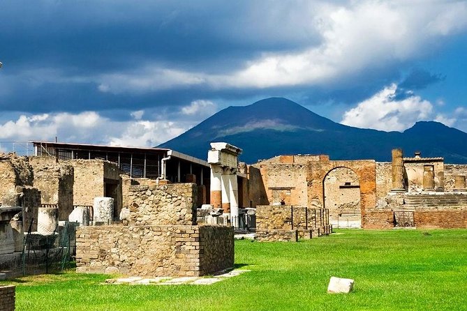 Private Guided Tour Of Naples Historic Center & Pompeii - Optional Museum of Sansevero: the Veiled Christ add-on