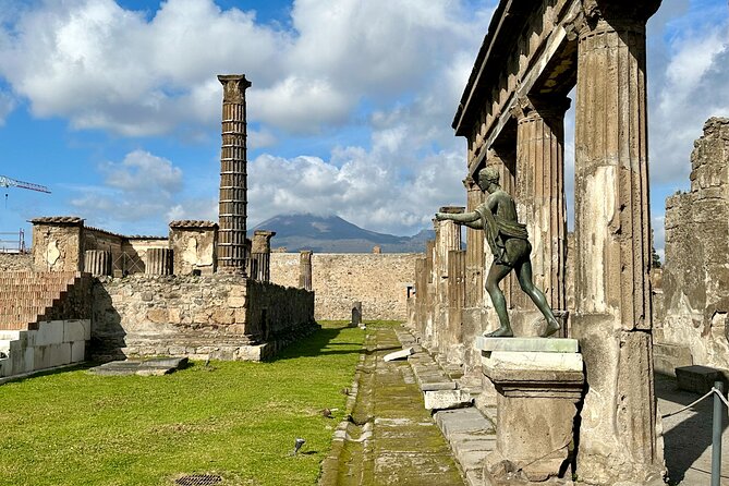 Private Guided Tour of Pompeii Excavations - Guides: why Maria and Rosaria are so often praised