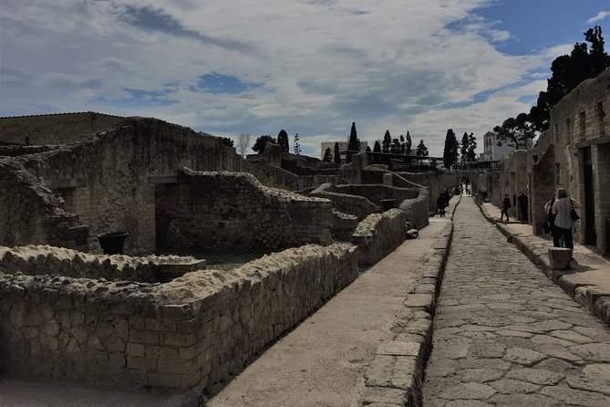 Private Herculaneum Tour for Kids and Families - What the 2-Hour Pace Feels Like (and How to Get More From It)
