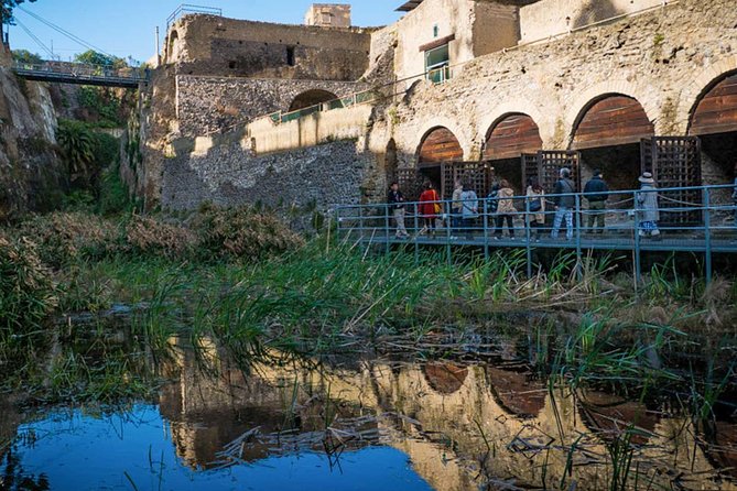 Private Herculaneum Tour – Top Experience with Local Guide - Palestra: the Roman sports club that doubled as a social hub