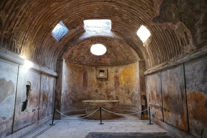 Private Pompeii Day Trip From Rome by Fast Train to Naples and Car Service - Who this tour suits best (and who should rethink it)