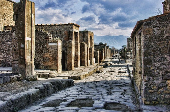 Private Pompeii, Sorrento and Positano Tour - Practical tips to make the day feel easy