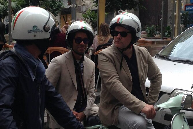 Private Sightseeing Tour in Naples by Vespa - Piazza Trieste e Trento and Piazza del Plebiscito: big-sky Naples