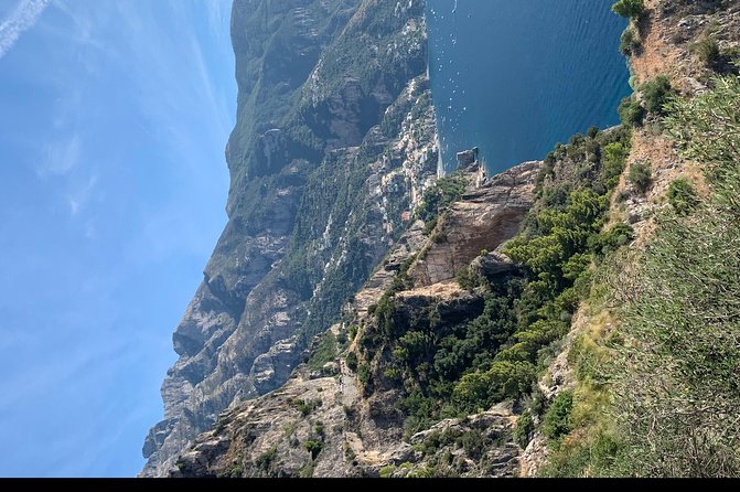 Private tour Amalfi Coast and Pompei: Positano and Sorrento - The onboard “soft perks” that matter more than you think