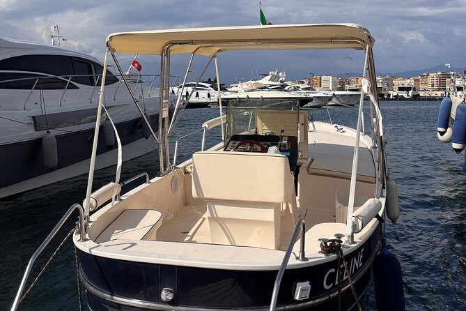 Private Tour Amalfi Coast Full Day - Grand Class Experience - What’s included on board (and why it matters)