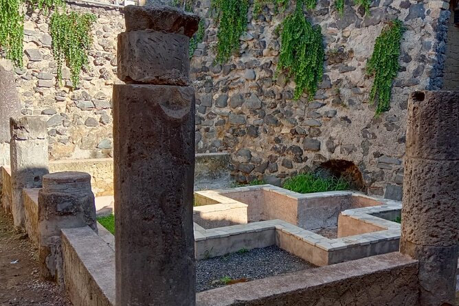 Private Tour in Herculaneum with an authorized guide - The 1.5–2 hour route in Ercolano: focused, not endless