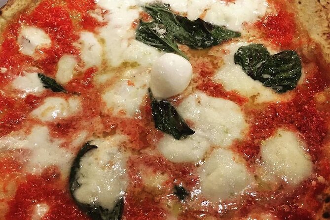 Private Tour: Naples Food Tasting Tour by Vintage Vespa - Why a private Vespa food tour works in Naples